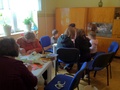 Kicsi és nagyok együtt Húsvéti tojásfestéskor